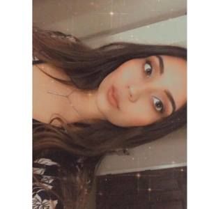 Meet your Posher, Andreina